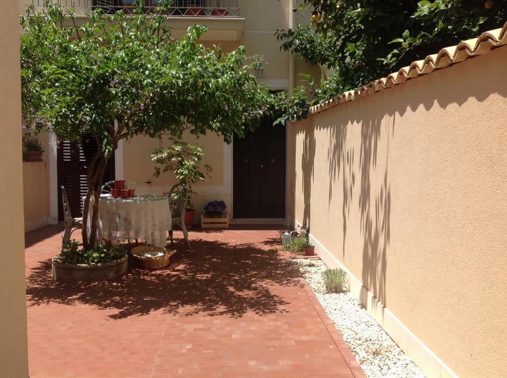 Casa Pinu Apartment San Michele di Ganzaria Bagian luar foto